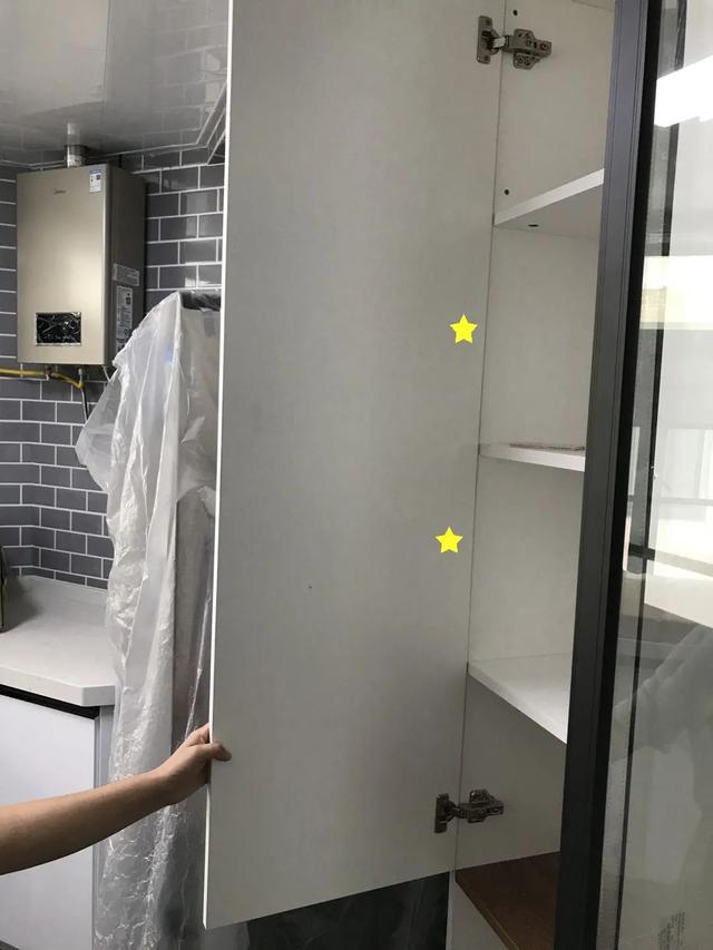 衣柜门
