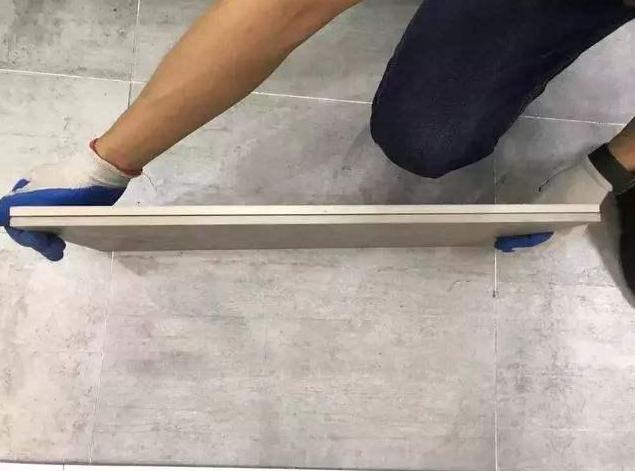 瓷砖