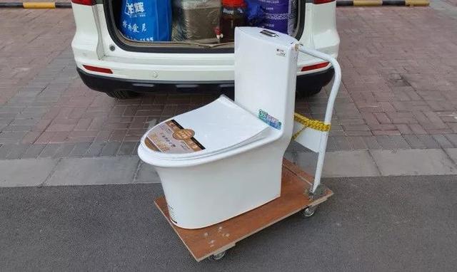 买智能马桶还是普通马桶性价比高?