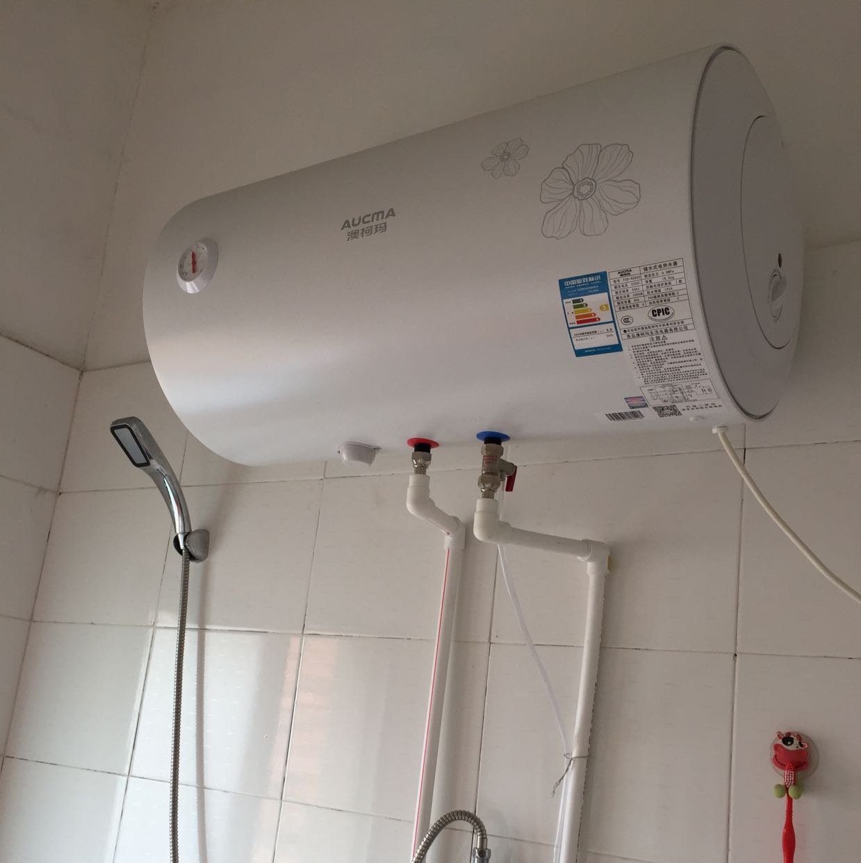 热水器滴水的原因是什么